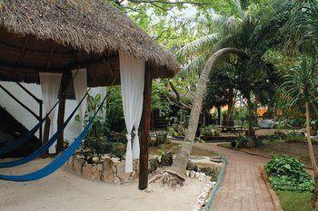 Amar Inn Bed & Breakfast Puerto Morelos Exterior photo